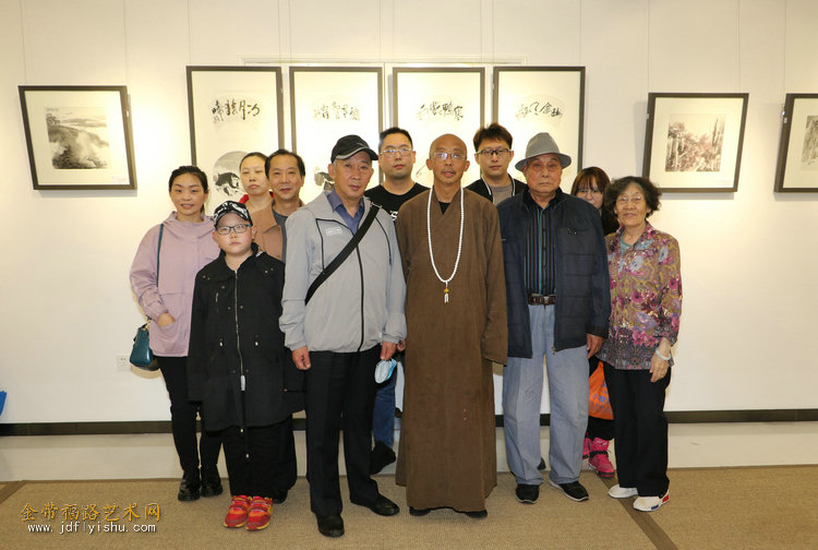 明鉴法师 (16).JPG