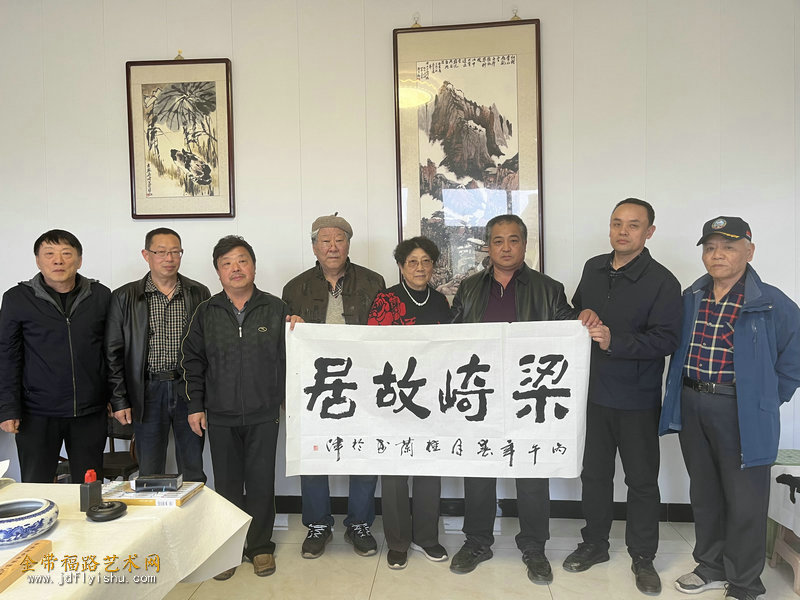 a3084dab8ebef80cde1b9f5805a7e5e6.jpg