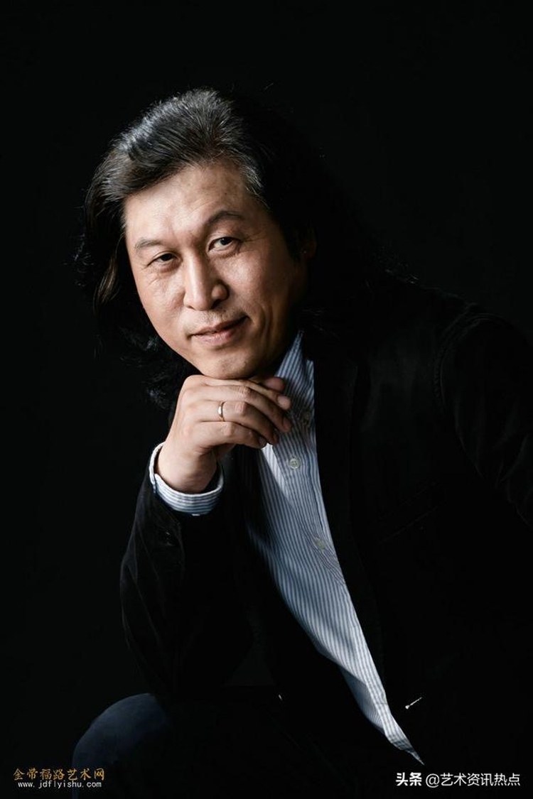 王刚 (1).jpg