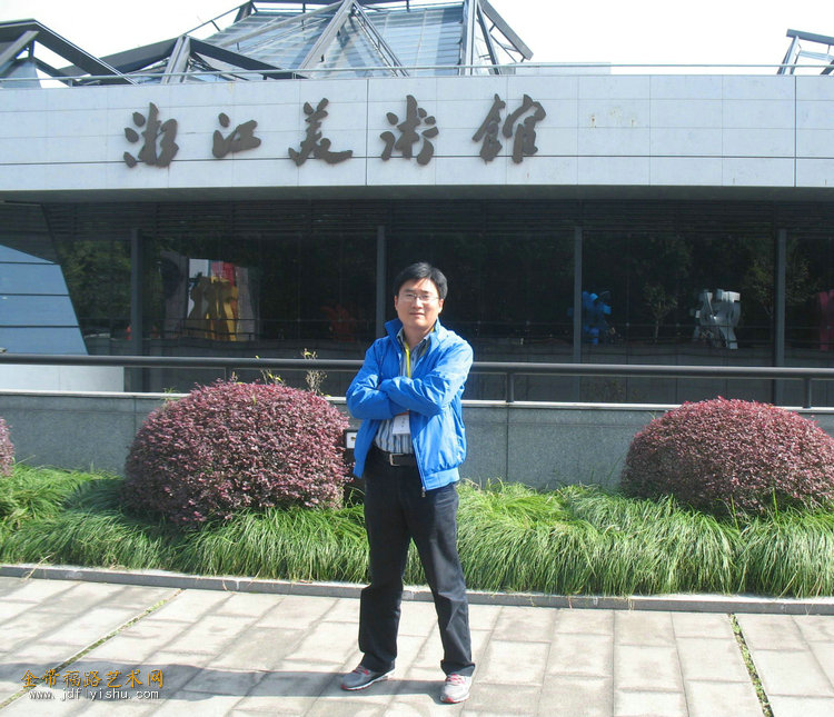 刘群  照片.jpg