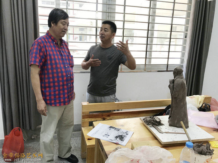 6.陈元龙在德化与周金田老师艺术交流_wps图片.JPG