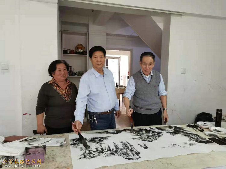 微信图片_20191121163754.jpg