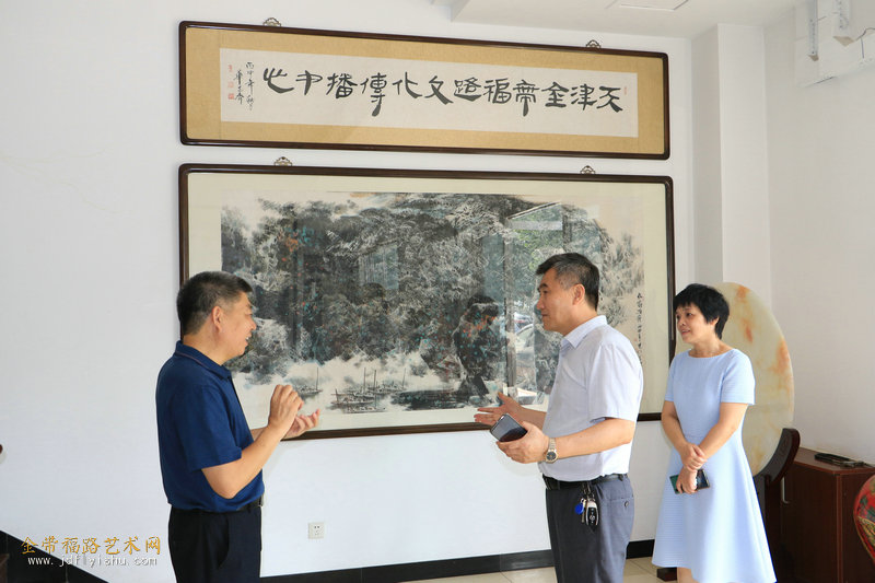 中秋邂逅教师节 欢聚感恩深情携-国象名手宁春红双节探望著名画家纪振民 - 金带福路艺术网-打造艺术发展新名片 官网