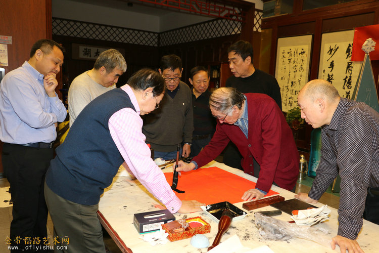 知方书画院院长,著名书法家张长勇,副院长程骞,张晋,张葆东,秘书长许