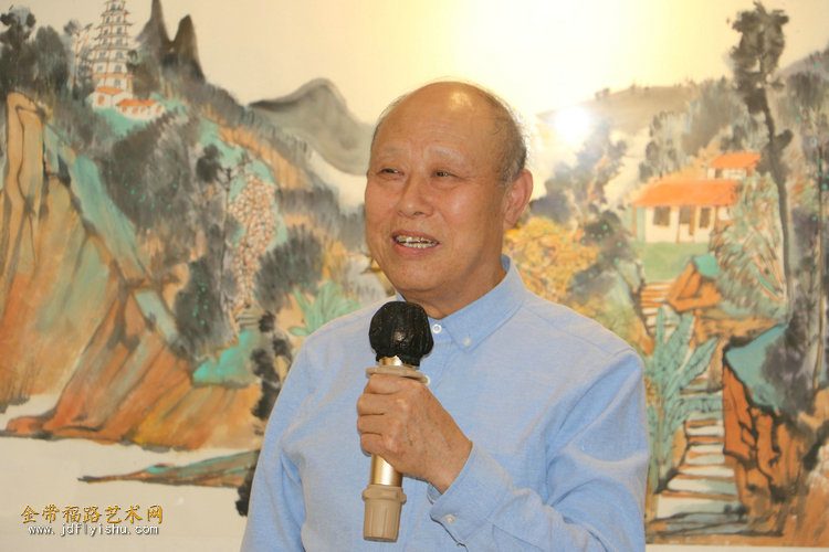 天津美术学院教授,著名艺术理论家,山水画家何延喆致辞.