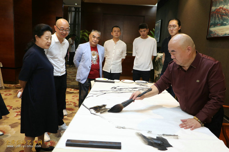 “墨彩华章”天津市书画艺术研究会提名展书画创作交流活动举行（视频/图文） - 金带福路艺术网-打造艺术发展新名片 官网